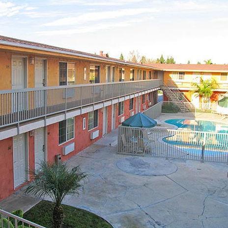 Chateau Inn & Suites 다우니 외부 사진