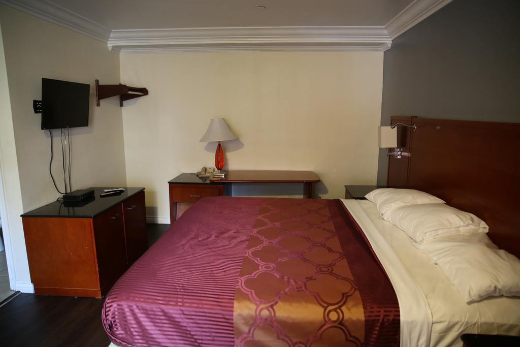 Chateau Inn & Suites 다우니 외부 사진