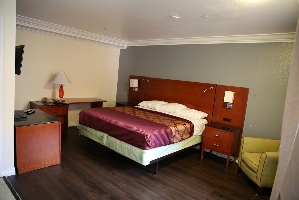 Chateau Inn & Suites 다우니 외부 사진